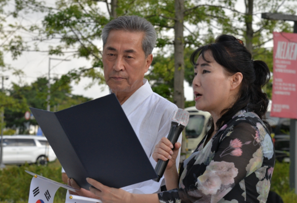 황순덕 세종사랑시민연합회 수석부회장, 박윤경 해수부시민지킴이단 단장<br>