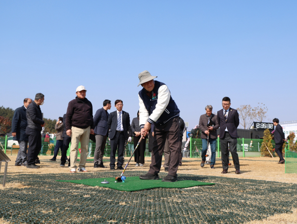 준공기념 시범라운딩 모습.