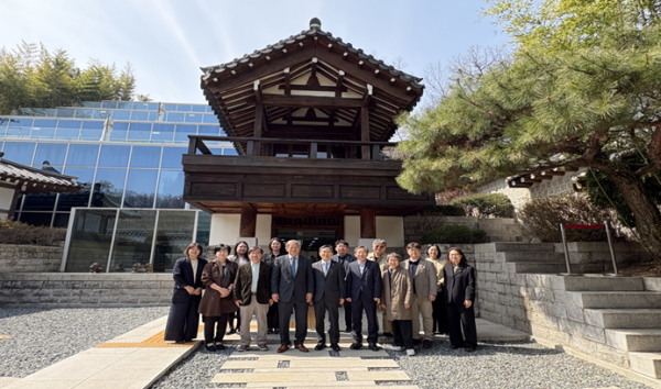 지난 23일, 태재대학교를 방문해 혁신형 교육모델과 대학 운영사례를 벤치마킹하고 미래인재 양성을 위한 양 대학간 협력 확대