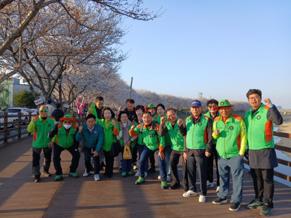 ‘조치원 봄꽃 축제’ 현장 점검 단체사진
