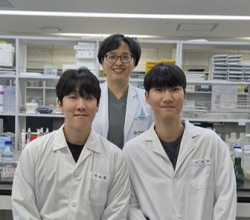 대전대 이은정 교수팀. 왼쪽부터 백동철 연구원, 이은정 교수, 채민용 연구원.