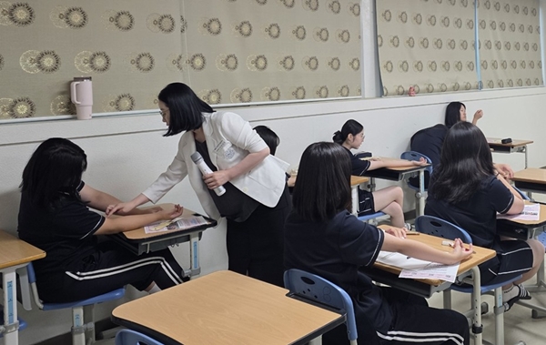 대전과학기술대학교 간호학과 느리울중학교 프로그램 운영 모습
